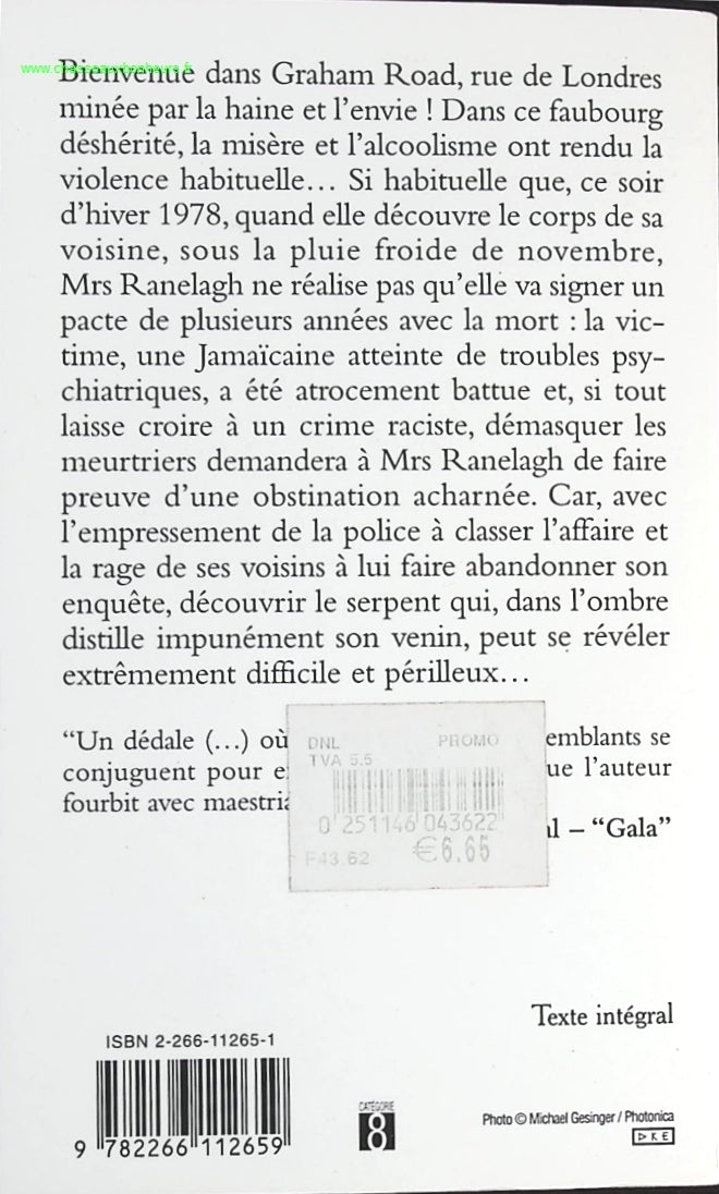 Un serpent dans l'ombre - Minette Walters - livre